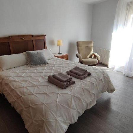 Apartaments Rurals Cal Parro, Batea Екстериор снимка