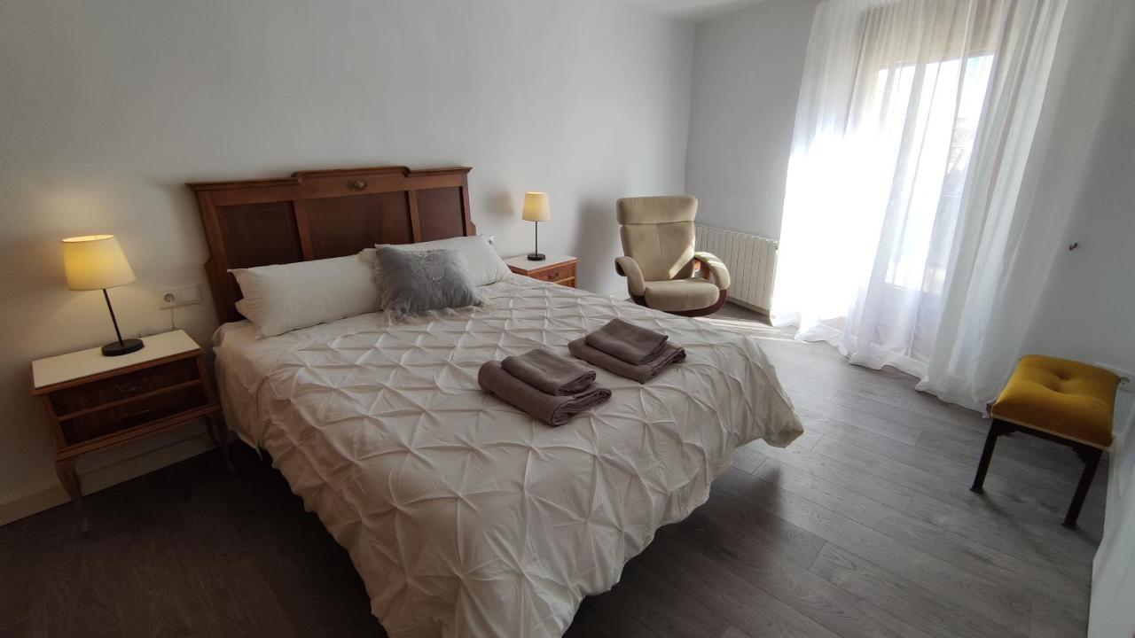 Apartaments Rurals Cal Parro, Batea Екстериор снимка