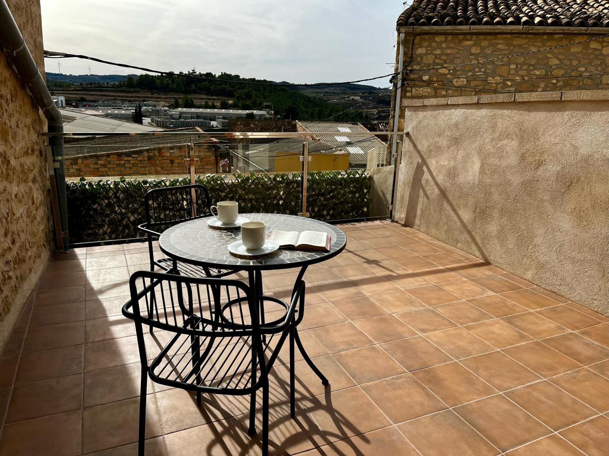 Apartaments Rurals Cal Parro, Batea Екстериор снимка